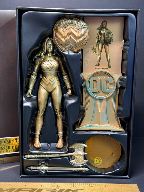 DC Multiverse Classic 7"Figure Exclusive Wonder Woman Patina Edition Gold Label