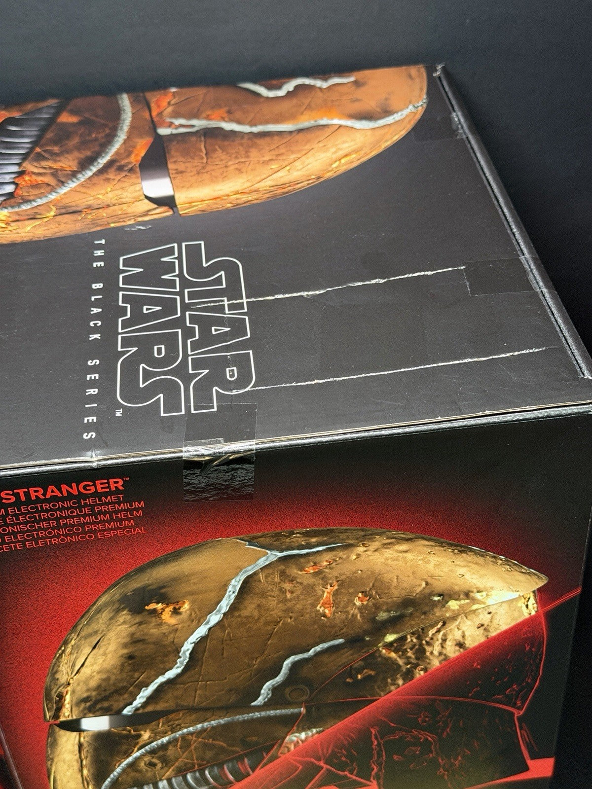 Hasbro Star Wars Black Series The Stranger Premium Electronic Helmet 