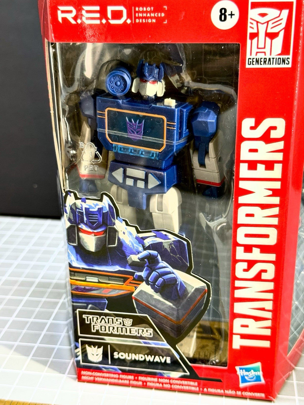 R.E.D. Transformers Generations Series Soundwave 6" Figure Exclusive