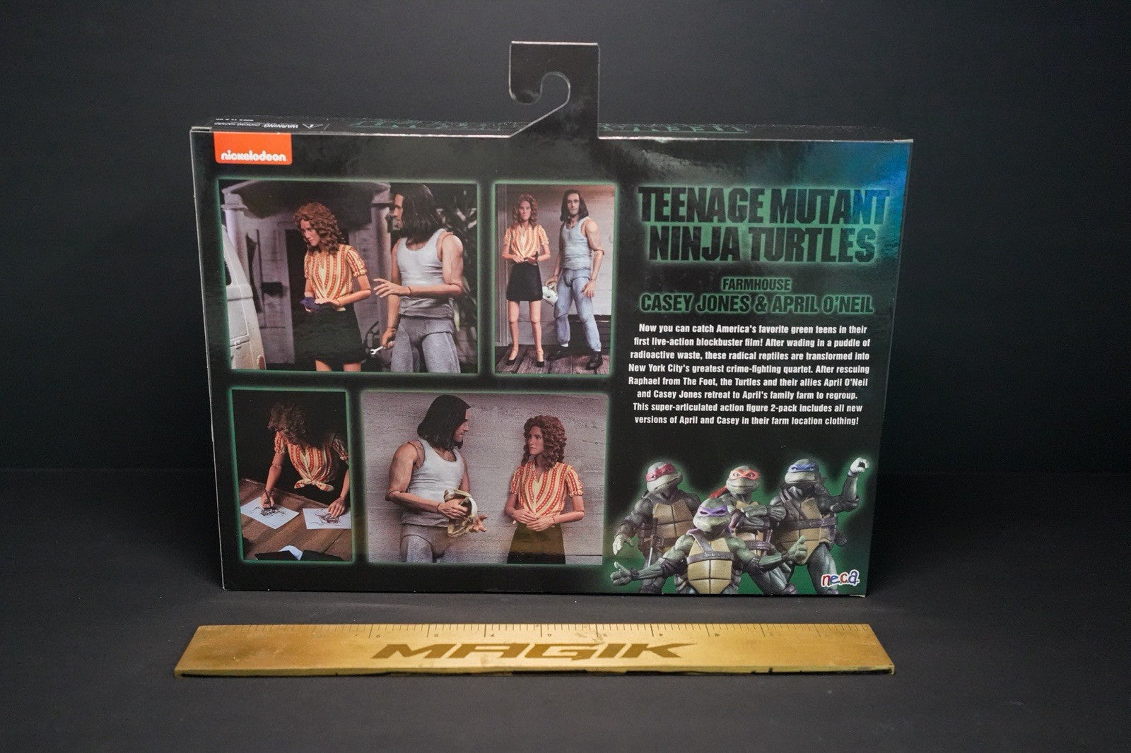 NECA Teenage Mutant Ninja Turtles Action Figures Casey Jones & April O'Neil 2pk