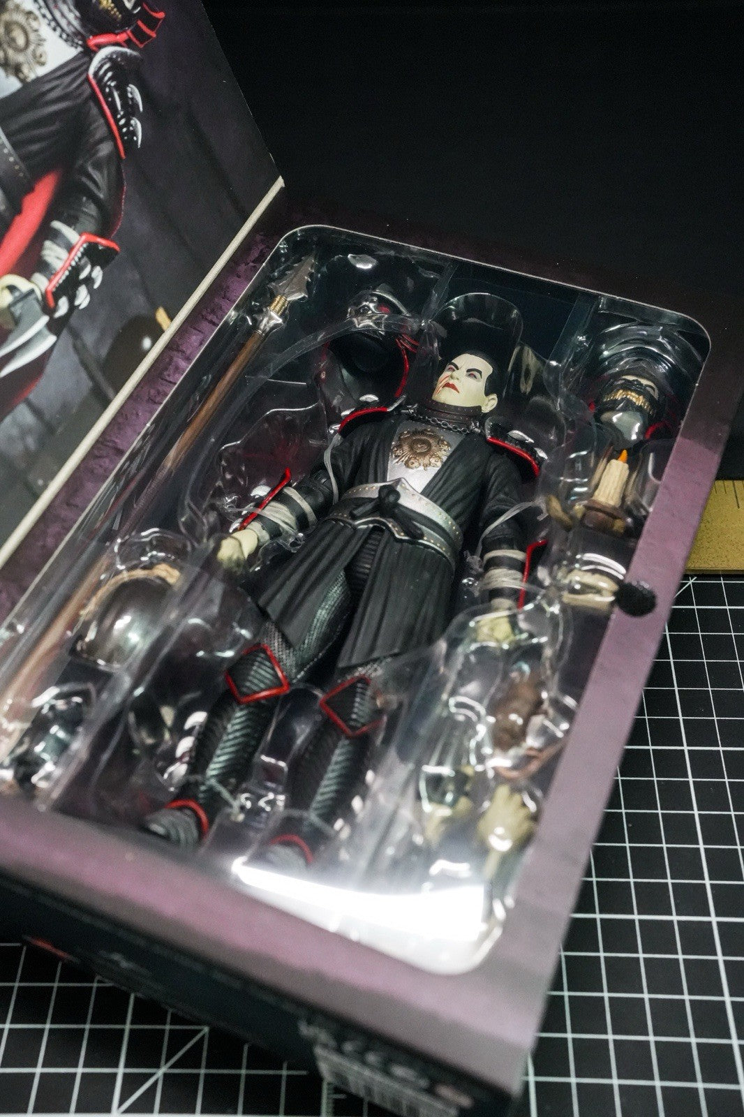 Teenage Mutant Ninja Turtles x Universal Monsters Shredder as Crimson Dracula