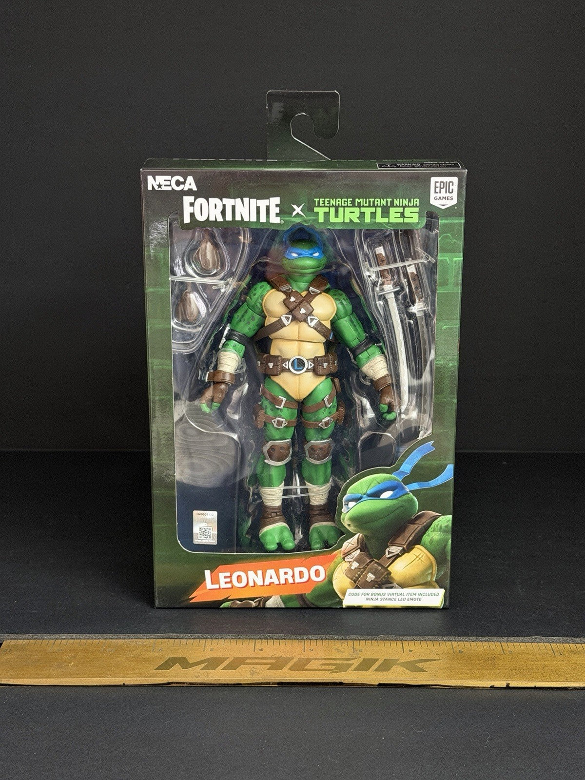 NECA Fortnite x Teenage Mutant Ninja Turtles LEONARDO 7” Action Figure TMNT