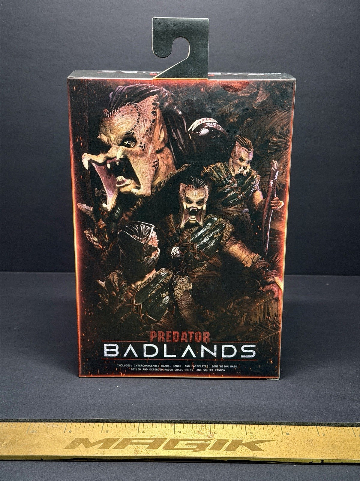 NECA PREDATOR BADLANDS ULTIMATE DEK BONE BISON ARMOR NEW