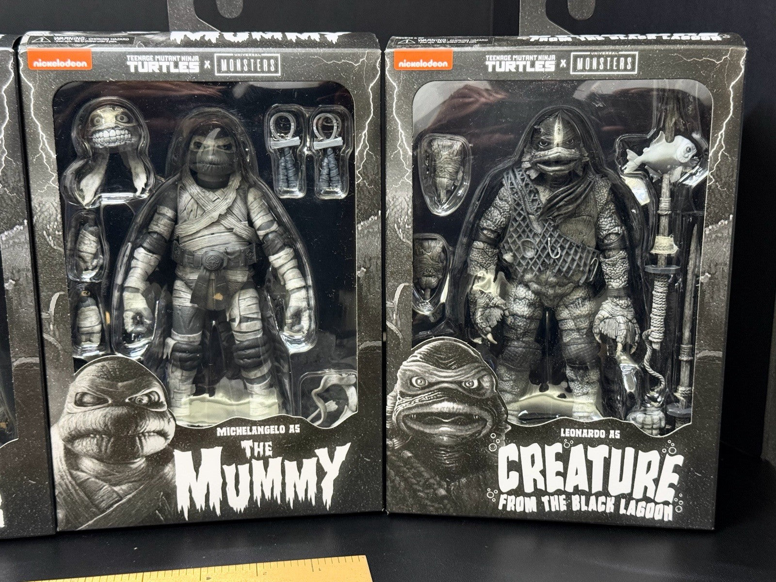 Neca Teenage Mutant Ninja Turtles X Universal Monsters Set of 4 BLACK WHITE NIB