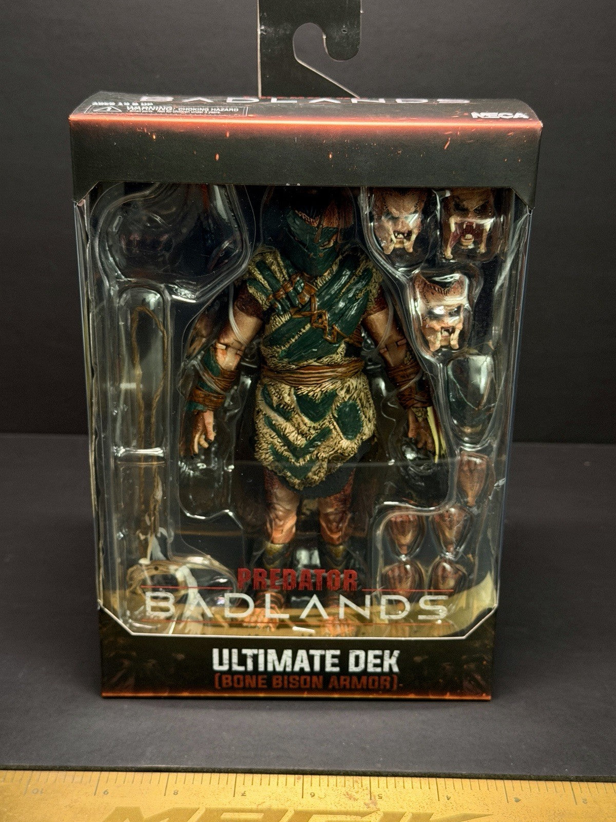 NECA PREDATOR BADLANDS ULTIMATE DEK BONE BISON ARMOR NEW