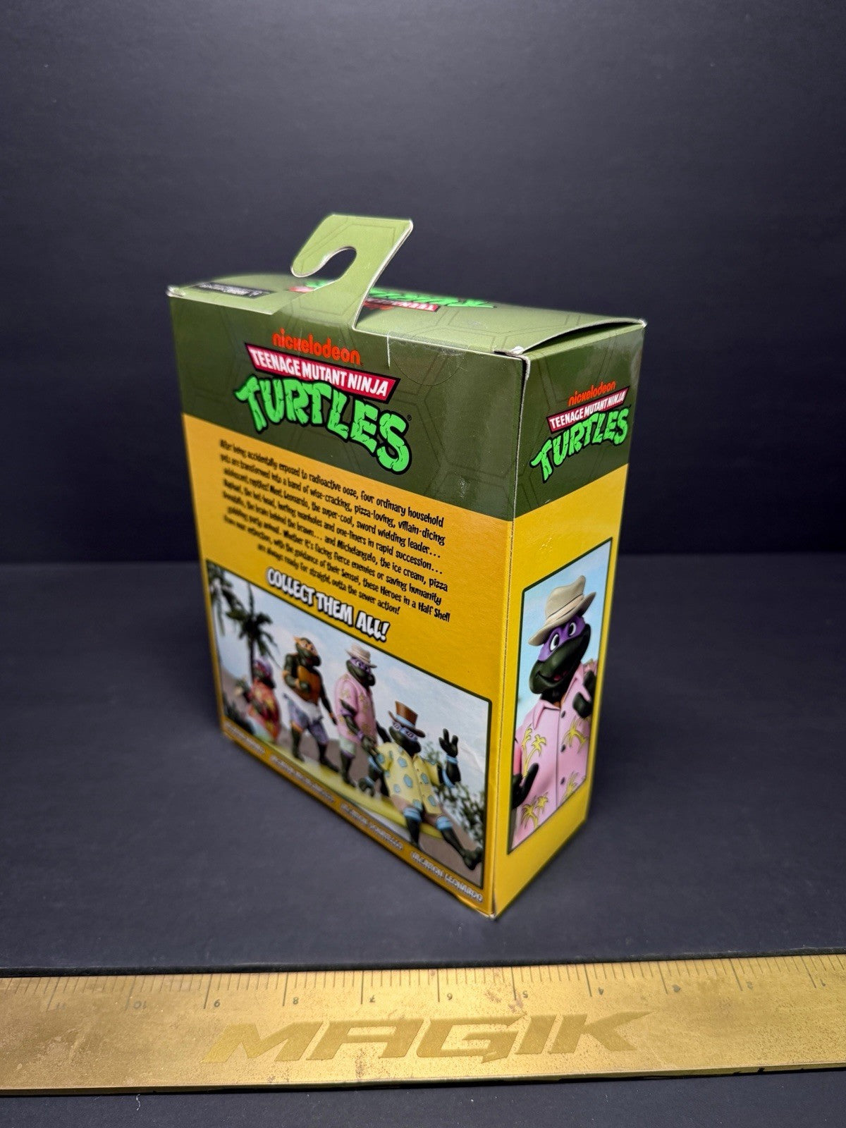 NECA TMNT Vacation Donatello Teenage Mutant Ninja Turtles Cartoon 7” Figure