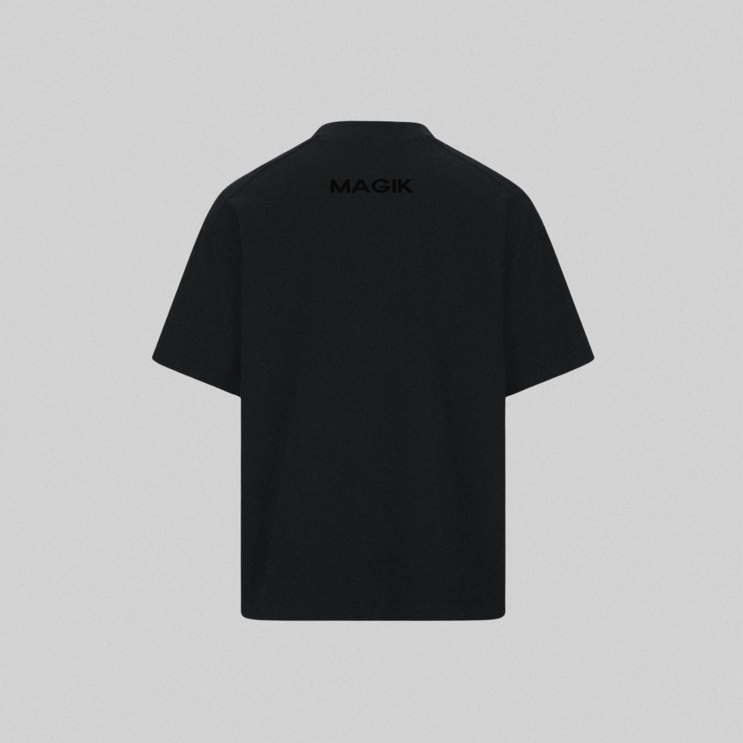 EMBLEM STANDARD TEE - ONYX BLACK