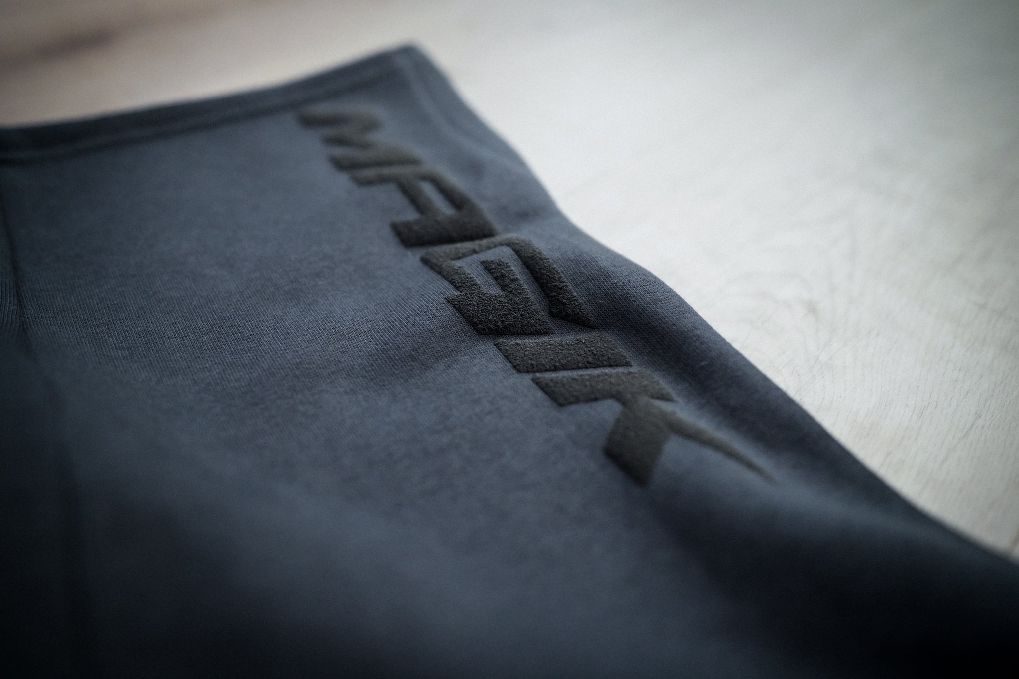 VORTEX HEM SWEATPANT SE - GUNMETAL