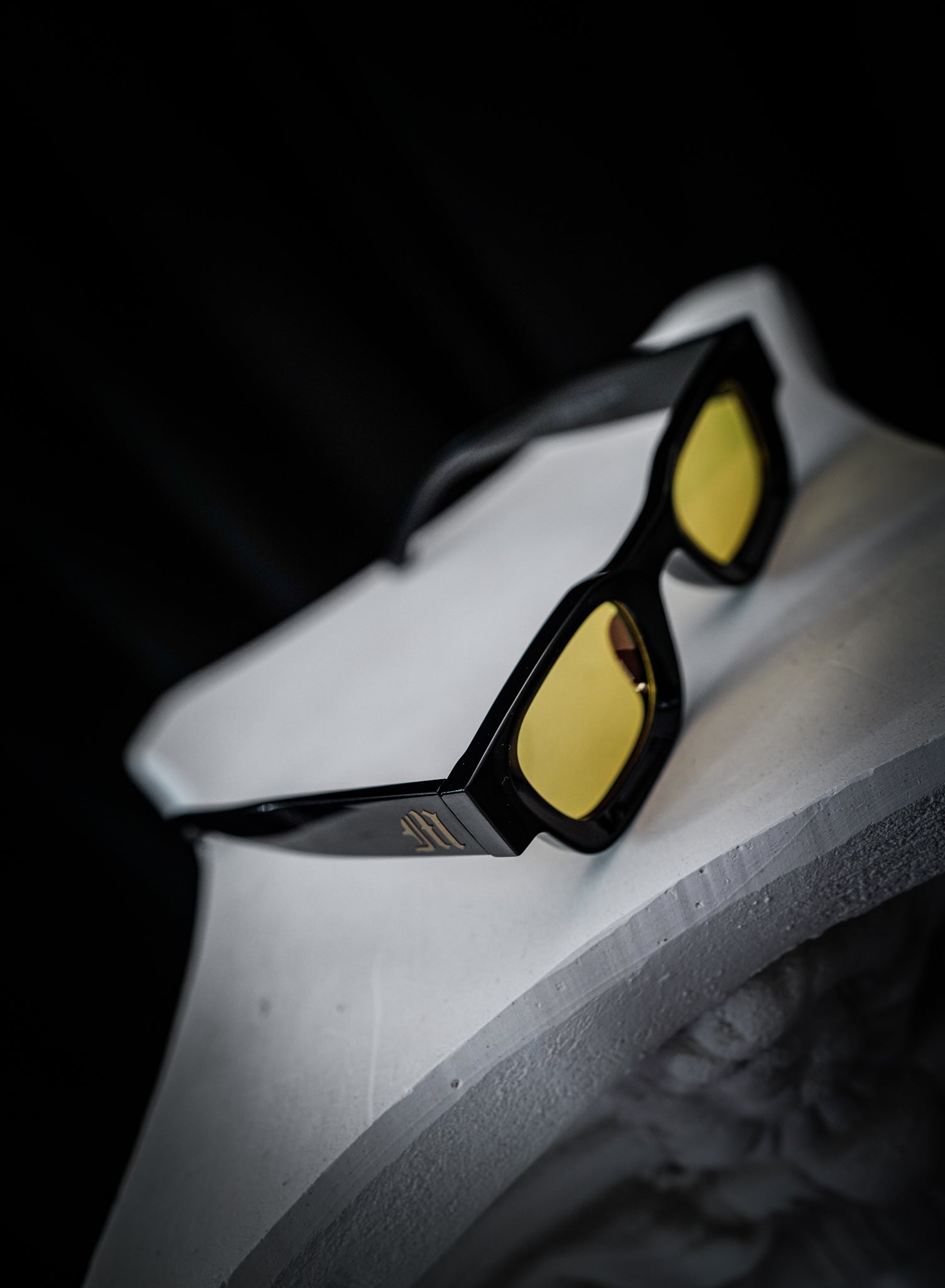 THE WINNER FRAMES - V1