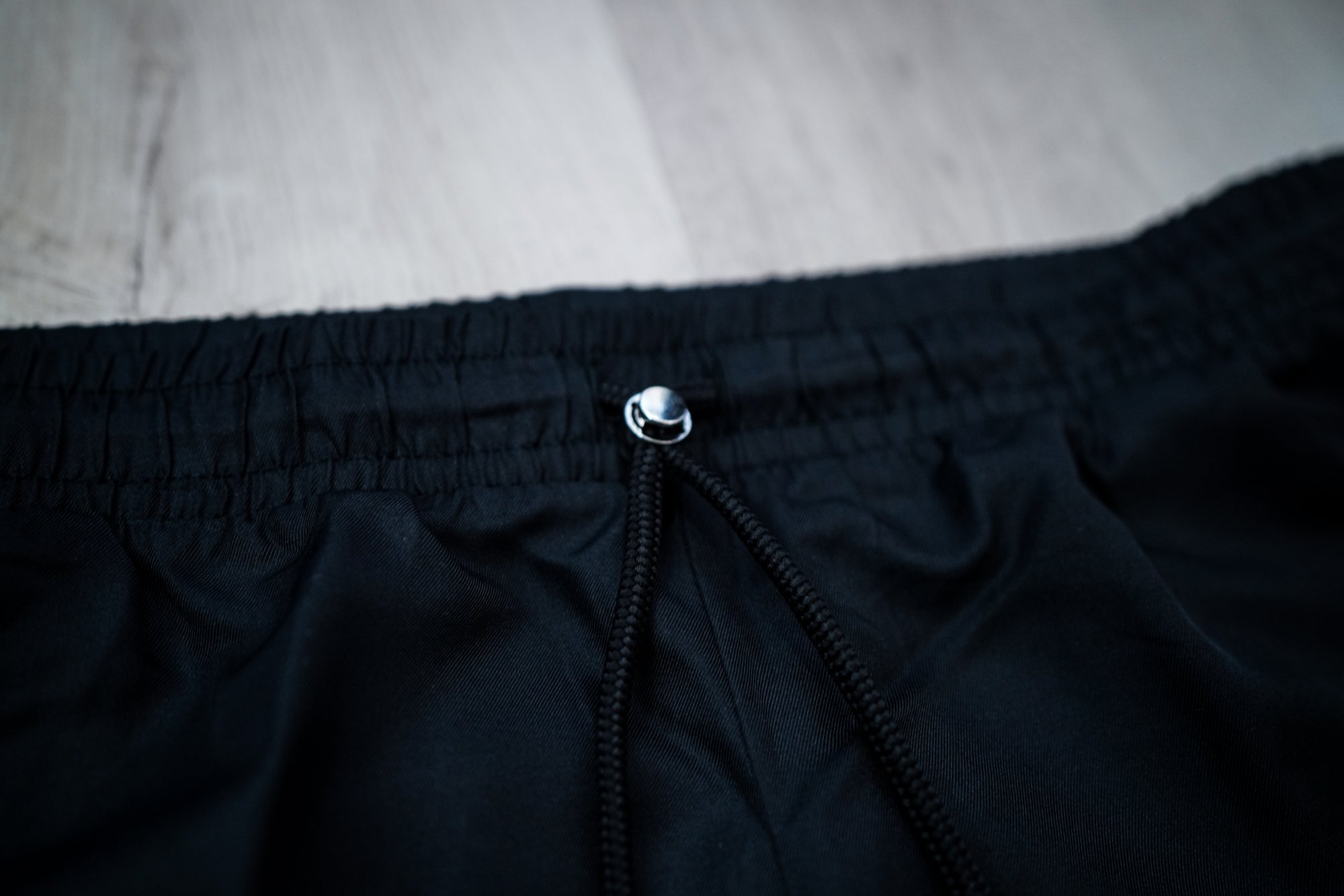 SPORT SHORT - BLACK/REFLECTIVE CHROME