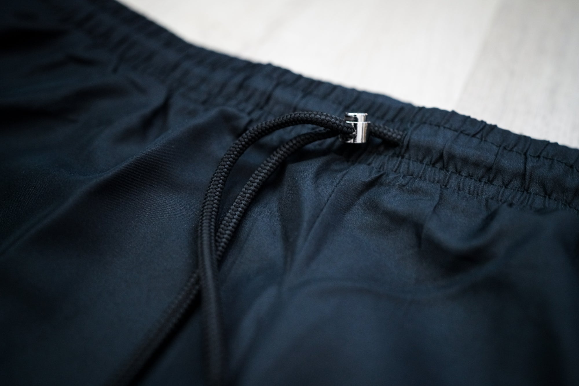 SPORT SHORT - BLACK/REFLECTIVE CHROME