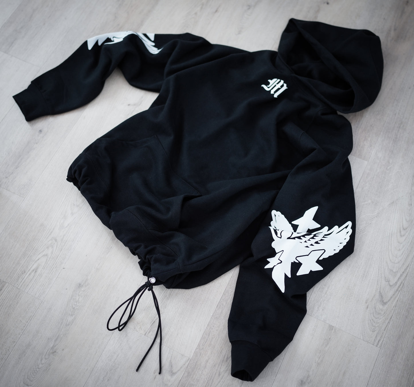 VICTORY HOODIE - BLK/WHITE