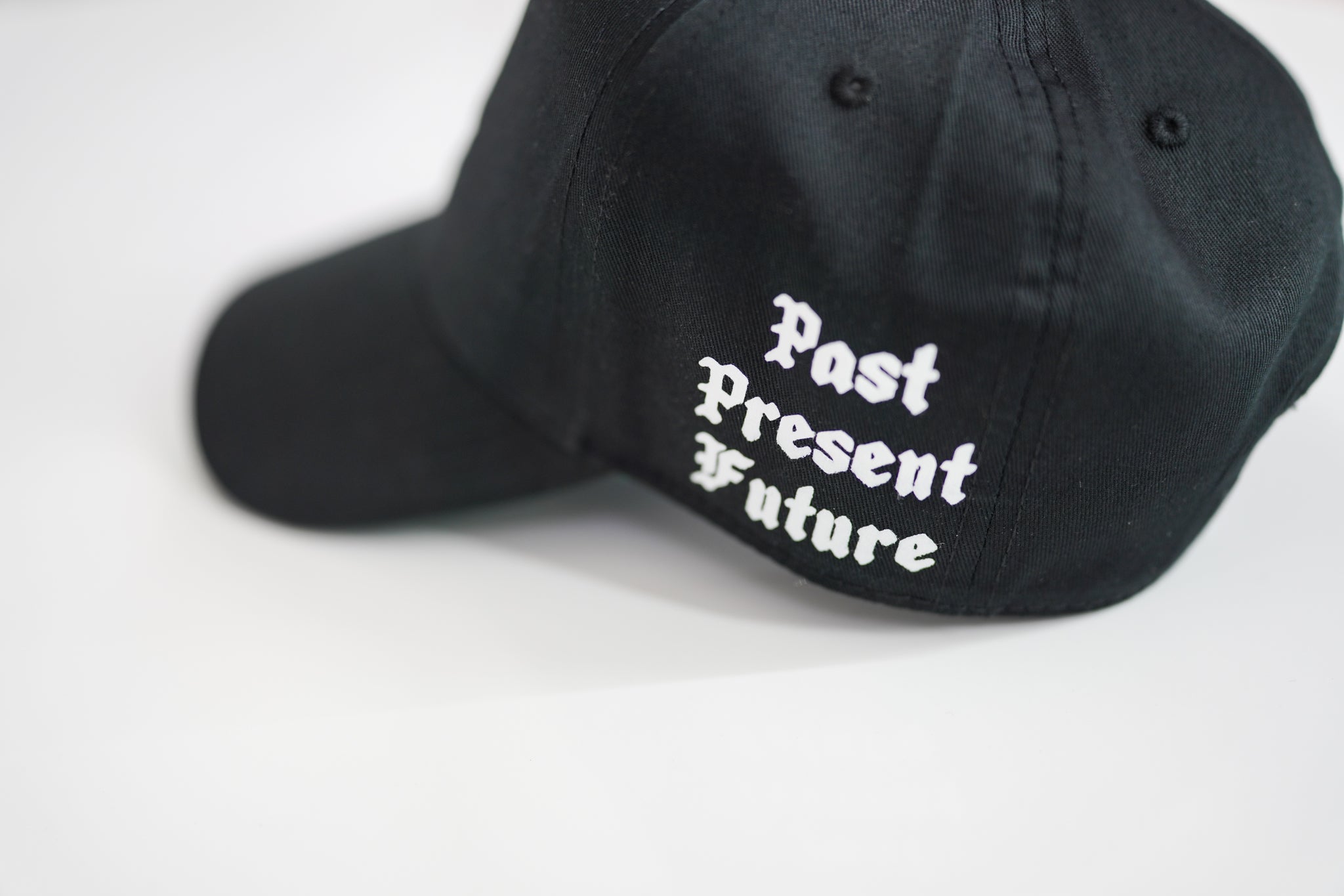 VICTORY SNAPBACK HAT