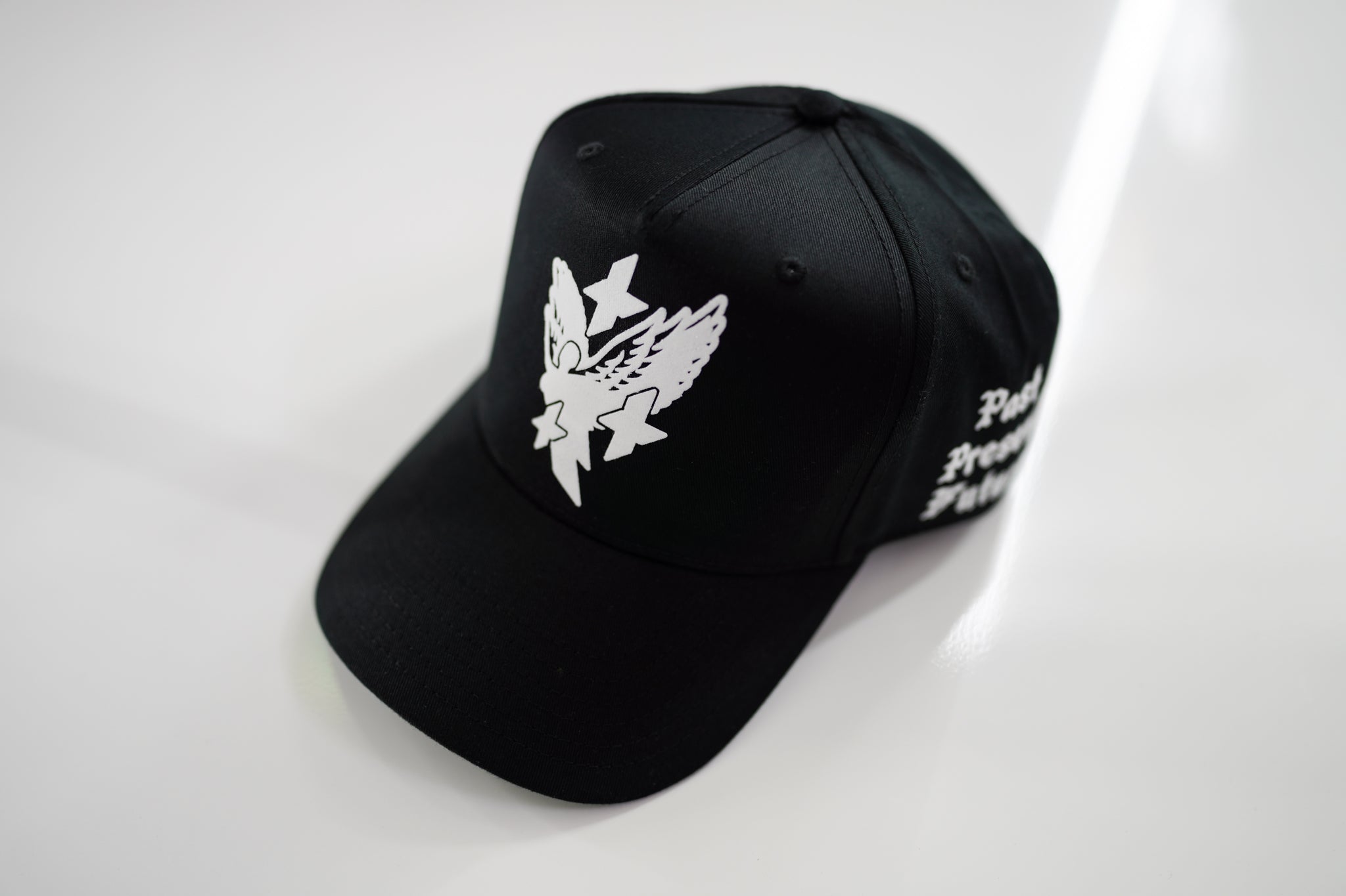 VICTORY SNAPBACK HAT