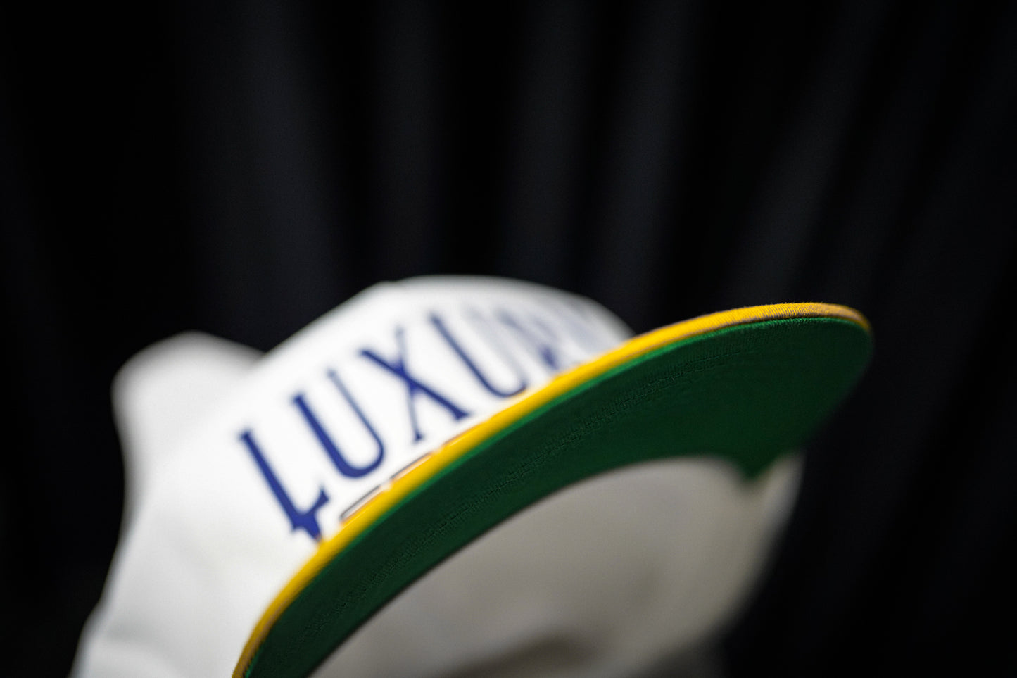 LUXURY SPORTS SNAPBACK - ALPINE