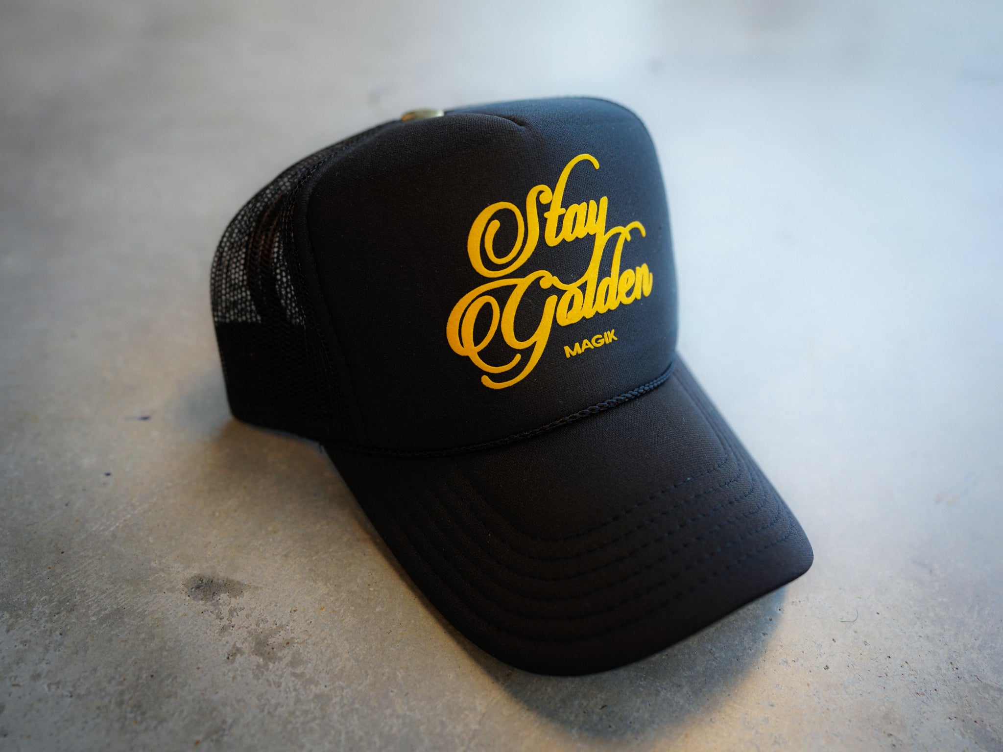 STAY GOLDEN TRUCKER - BLK/GLDN