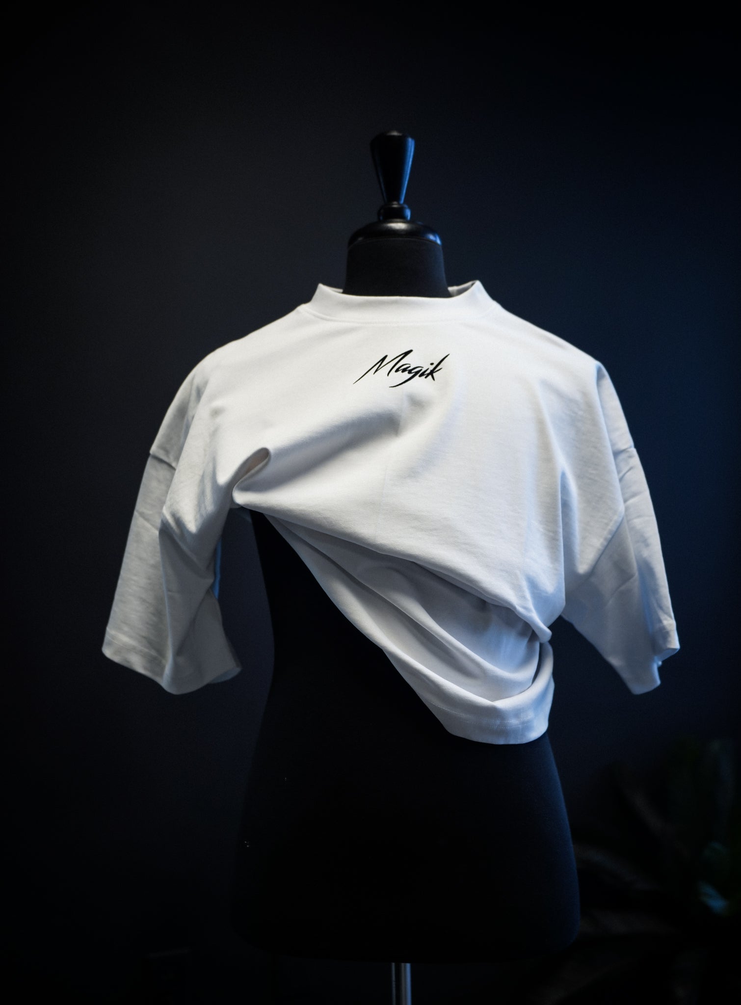 SIGNATURE STANDARD TEE - PURE WHITE/BLK