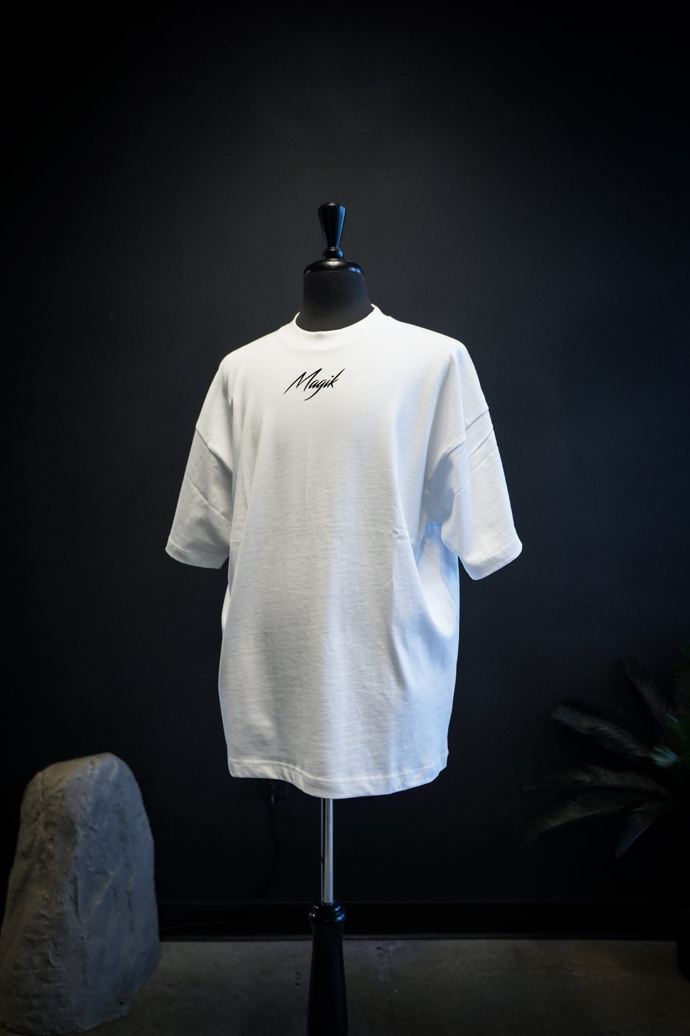 SIGNATURE STANDARD TEE - PURE WHITE/BLK