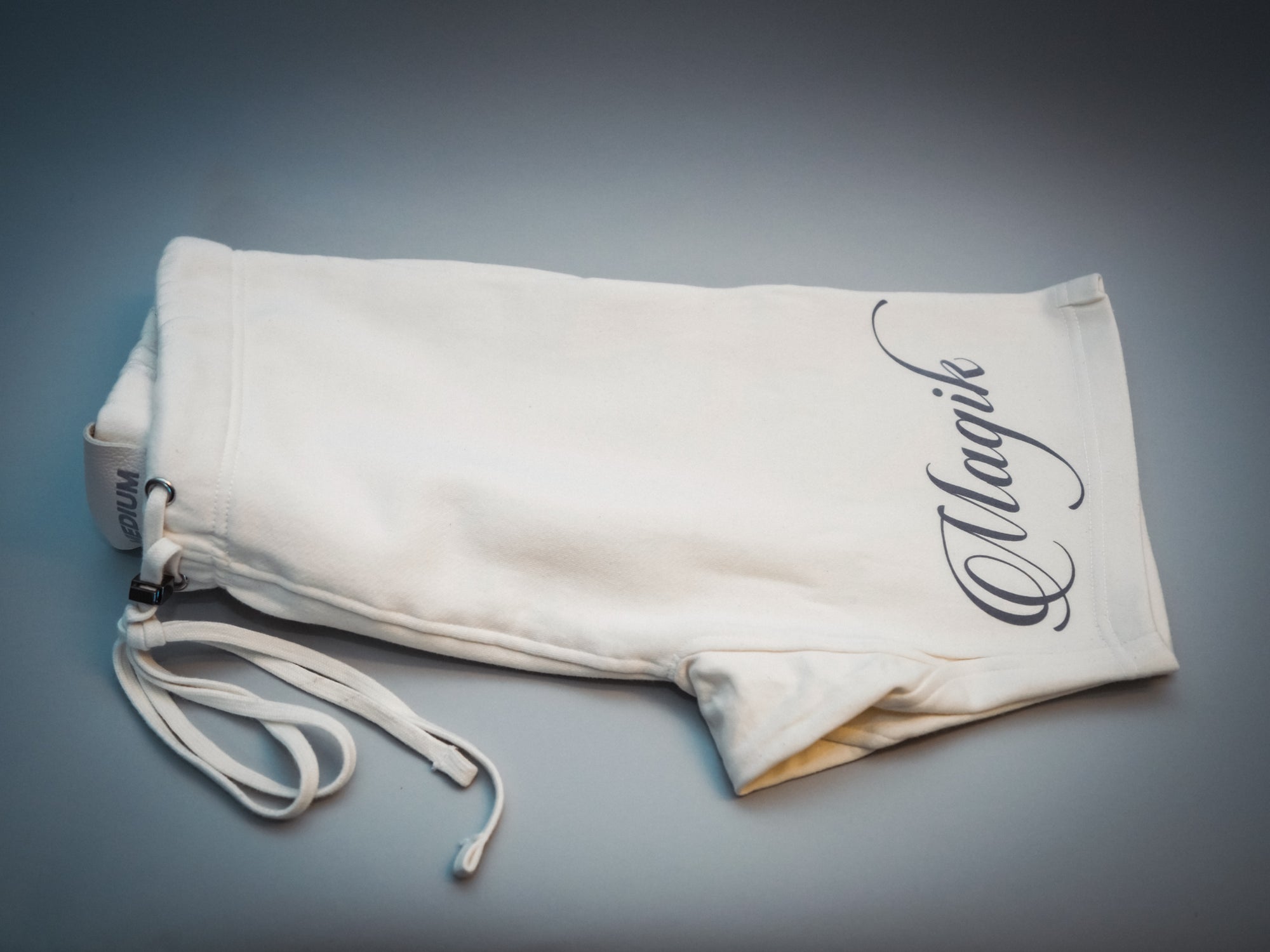 CLASSIC SCRIPT SHORTS