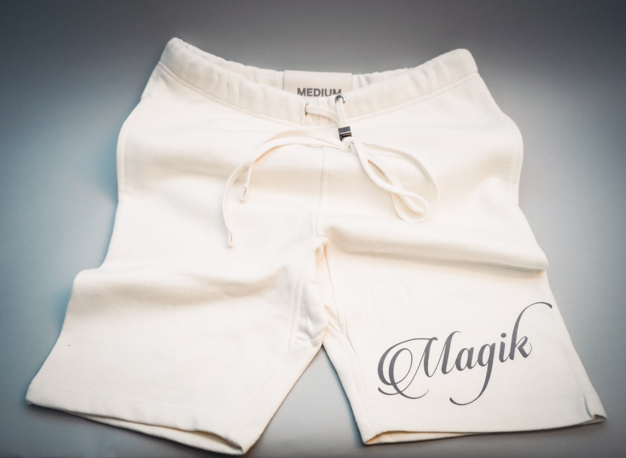 CLASSIC SCRIPT SHORTS