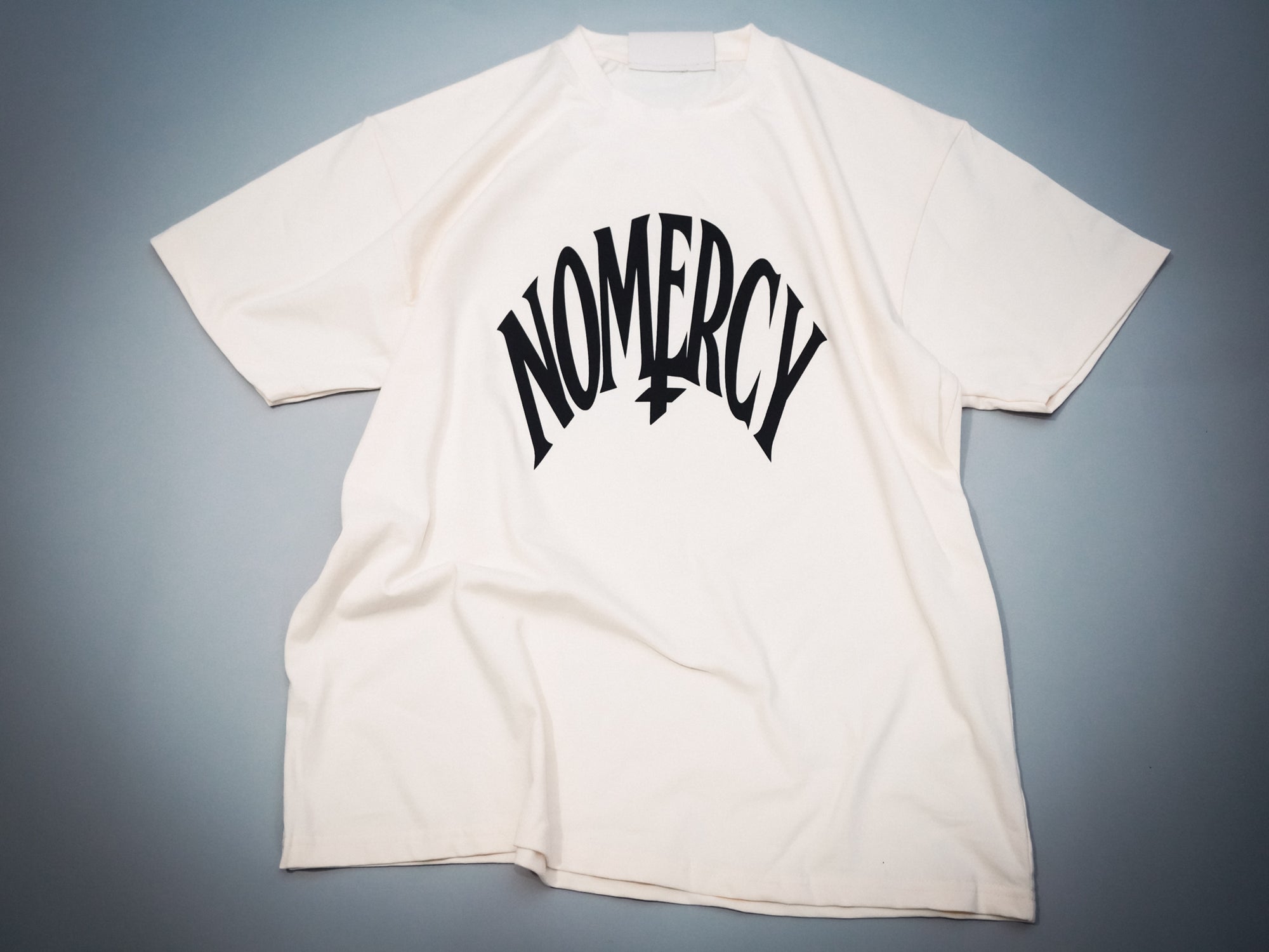 NO MERCY TEE - IVORY/BLACK